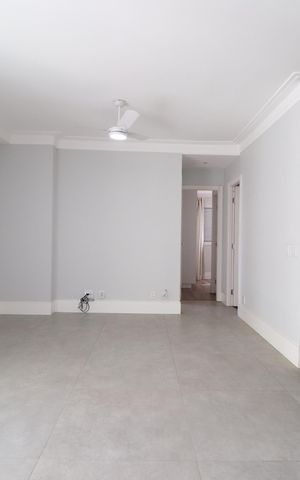 Apartamento para alugar com 107m², 3 quartos e 1 vagaSala