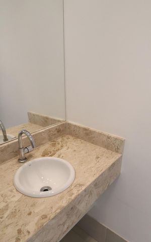Apartamento para alugar com 107m², 3 quartos e 1 vagaLavabo