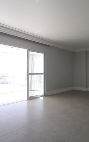 Apartamento para alugar com 107m², 3 quartos e 1 vagaSala