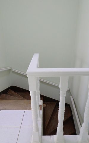 Casa para alugar com 180m², 4 quartos e 3 vagasEscada