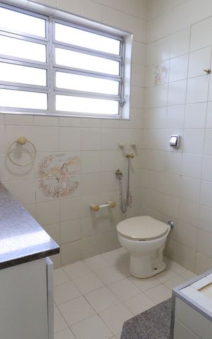 Casa para alugar com 180m², 4 quartos e 3 vagasBanheiro da Suíte