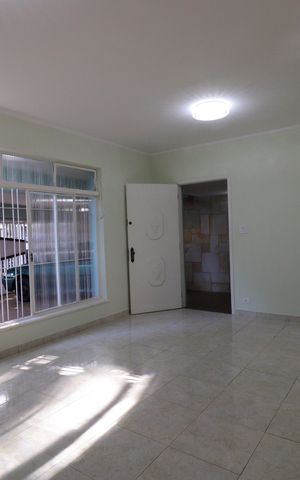 Casa para alugar com 180m², 4 quartos e 3 vagasSala