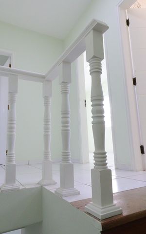 Casa para alugar com 180m², 4 quartos e 3 vagasEscada