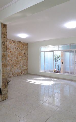 Casa para alugar com 180m², 4 quartos e 3 vagasSala
