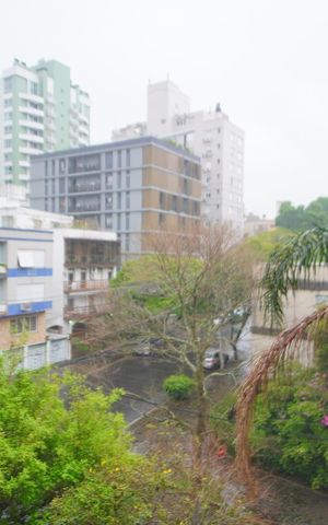 Apartamento à venda com 90m², 2 quartos e 2 vagasQuarto 2 - Vista