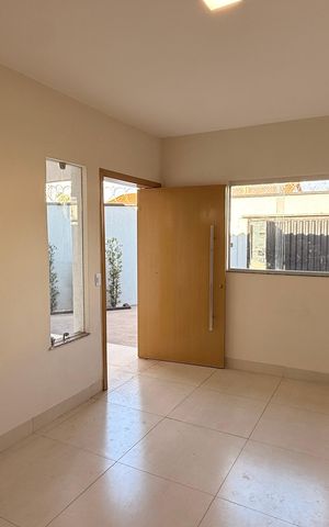 Casa à venda com 300m², 3 quartos e 4 vagasSala