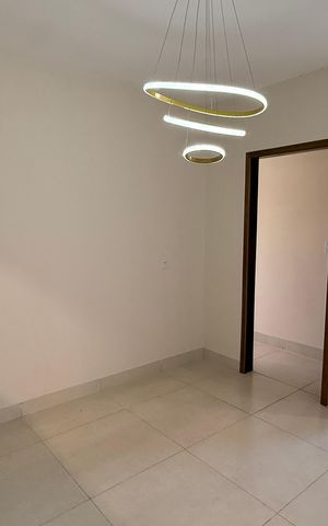 Casa à venda com 300m², 3 quartos e 4 vagasSala/Cozinha