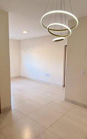 Casa à venda com 300m², 3 quartos e 4 vagasSala