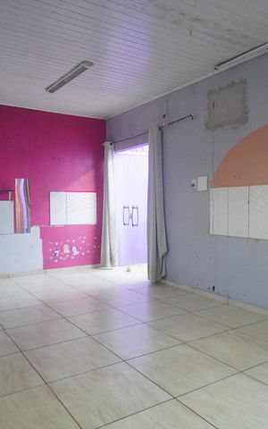Casa à venda com 50m², 2 quartos e 2 vagasSala 2