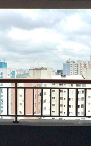 Apartamento à venda com 37m², 1 quarto e 1 vaga Apartamento à venda com 37m², 1 quarto e 1 vagaVaranda
