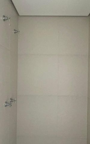 Apartamento à venda com 37m², 1 quarto e 1 vaga Apartamento à venda com 37m², 1 quarto e 1 vagaBanheiro da Suíte