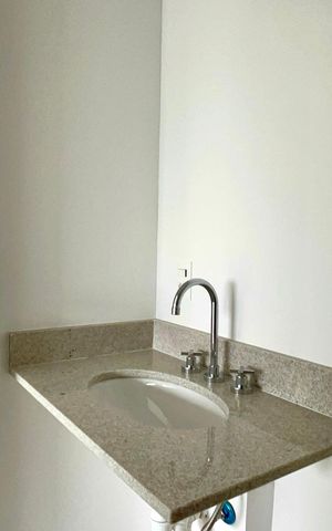 Apartamento à venda com 37m², 1 quarto e 1 vaga Apartamento à venda com 37m², 1 quarto e 1 vagaBanheiro da Suíte