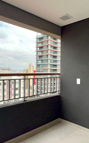 Apartamento à venda com 37m², 1 quarto e 1 vaga Apartamento à venda com 37m², 1 quarto e 1 vagaVaranda