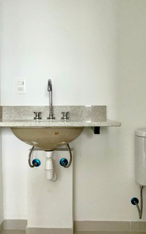 Apartamento à venda com 37m², 1 quarto e 1 vaga Apartamento à venda com 37m², 1 quarto e 1 vagaBanheiro da Suíte