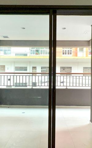 Apartamento à venda com 44m², 1 quarto e 1 vaga Apartamento à venda com 44m², 1 quarto e 1 vagaVaranda