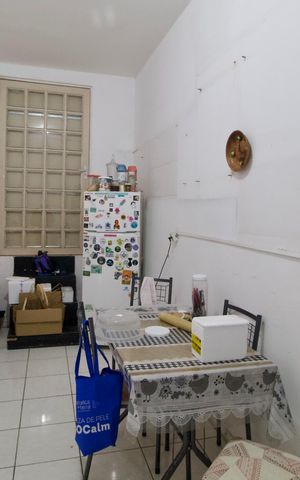 Casa à venda com 362m², 6 quartos e 3 vagas Casa à venda com 362m², 6 quartos e 3 vagasCozinha