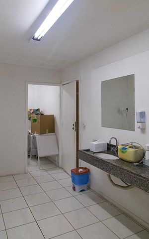Casa à venda com 362m², 6 quartos e 3 vagas Casa à venda com 362m², 6 quartos e 3 vagasÁrea de Serviço
