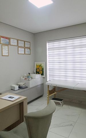 Casa à venda com 362m², 6 quartos e 3 vagas Casa à venda com 362m², 6 quartos e 3 vagasSala
