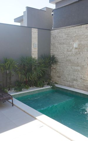 Casa de condomínio à venda com 144m², 2 quartos e 2 vagasPiscina