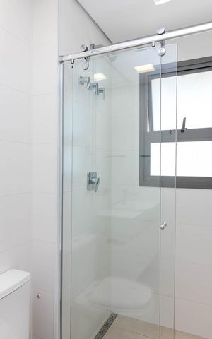 Apartamento à venda com 255m², 4 quartos e 4 vagas Apartamento à venda com 255m², 4 quartos e 4 vagasBanheiro da Suíte 3