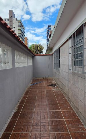 Casa para alugar com 100m², 2 quartos e 1 vaga Casa para alugar com 100m², 2 quartos e 1 vagaQuintal