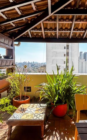 Apartamento à venda com 300m², 4 quartos e 4 vagas
