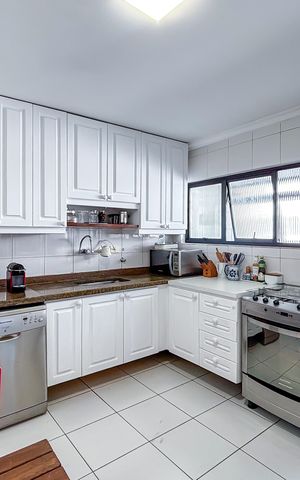 Apartamento à venda com 300m², 4 quartos e 4 vagas