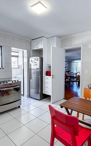 Apartamento à venda com 300m², 4 quartos e 4 vagas