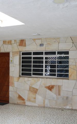Casa para alugar com 140m², 4 quartos e 2 vagasGaragem