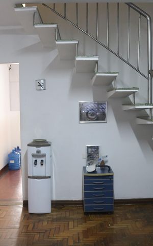 Casa para alugar com 140m², 4 quartos e 2 vagasSala