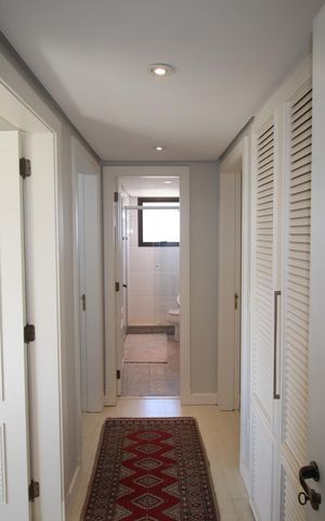 Apartamento à venda com 176m², 4 quartos e 3 vagasCorredor