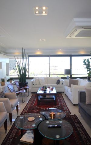Apartamento à venda com 176m², 4 quartos e 3 vagasSala