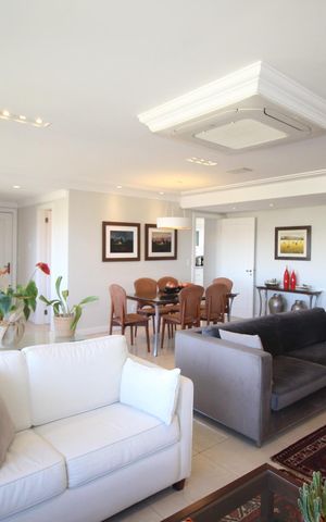 Apartamento à venda com 176m², 4 quartos e 3 vagasSala