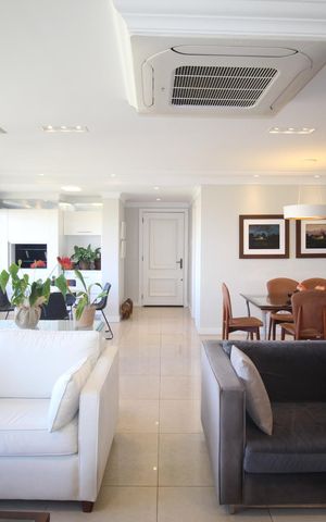 Apartamento à venda com 176m², 4 quartos e 3 vagasSala