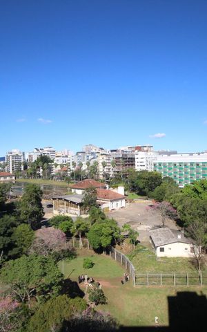 Apartamento à venda com 176m², 4 quartos e 3 vagasVista