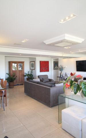 Apartamento à venda com 176m², 4 quartos e 3 vagasSala