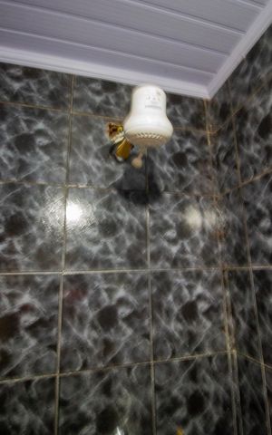 Casa à venda com 82m², 2 quartos e 3 vagasBanheiro 2
