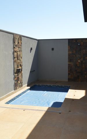 Casa de condomínio para alugar com 146m², 3 quartos e 4 vagasPiscina