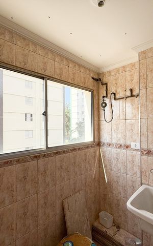 Apartamento à venda com 55m², 2 quartos e 1 vaga Apartamento à venda com 55m², 2 quartos e 1 vagaCozinha e Área de Serviço