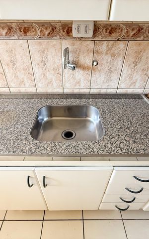 Apartamento à venda com 55m², 2 quartos e 1 vaga Apartamento à venda com 55m², 2 quartos e 1 vagaCozinha e Área de Serviço