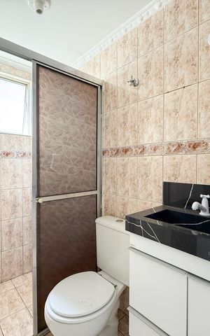 Apartamento à venda com 55m², 2 quartos e 1 vaga Apartamento à venda com 55m², 2 quartos e 1 vagaBanheiro