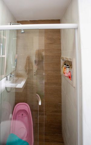 Apartamento à venda com 65m², 2 quartos e 1 vagaBanheiro Social