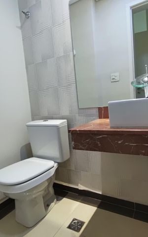 Apartamento para alugar com 98m², 3 quartos e 2 vagas Apartamento para alugar com 98m², 3 quartos e 2 vagasBanheiro