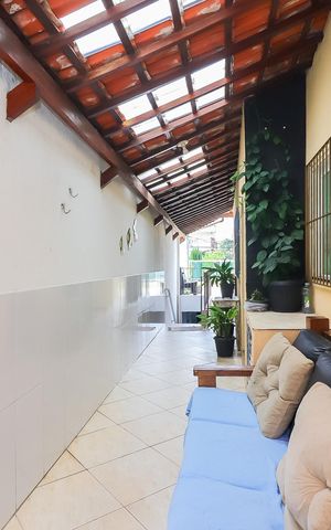 Casa à venda com 175m², 3 quartos e 3 vagas Casa à venda com 175m², 3 quartos e 3 vagasÁrea de Descanso