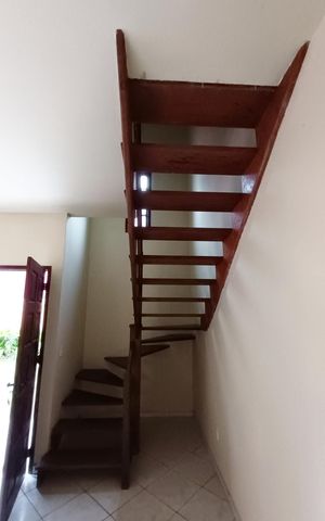 Casa de condomínio para alugar com 76m², 2 quartos e 3 vagas Casa de condomínio para alugar com 76m², 2 quartos e 3 vagasESCADA A SEGUNDO ANDAR