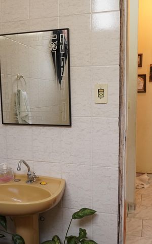 Casa para alugar com 386m², 4 quartos e 3 vagasBanheiro Social