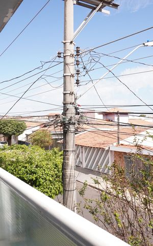 Casa para alugar com 386m², 4 quartos e 3 vagasSacada dos quartos 2 e 3
