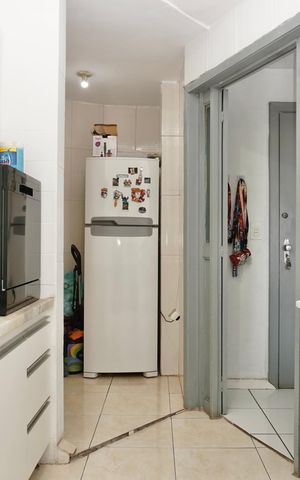 Apartamento à venda com 79m², 2 quartos e 1 vaga Apartamento à venda com 79m², 2 quartos e 1 vagaCozinha e Área de Serviço