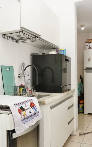 Apartamento à venda com 79m², 2 quartos e 1 vaga Apartamento à venda com 79m², 2 quartos e 1 vagaCozinha e Área de Serviço