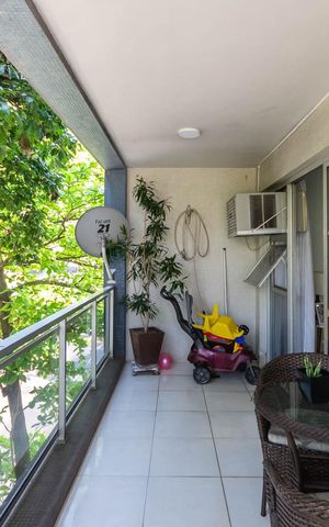Apartamento à venda com 112m², 3 quartos e 2 vagasVaranda 
